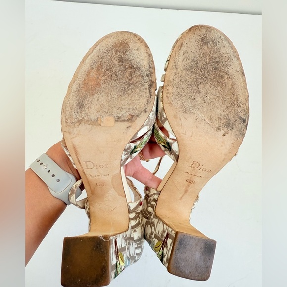 Dior Multicolor Canvas Floral Embroidered Diorissimo  Mary Jane Pumps EU 40.5 - Picture 11 of 14